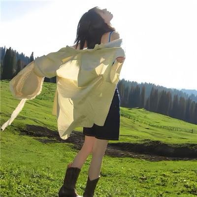 小姑娘艾萝依